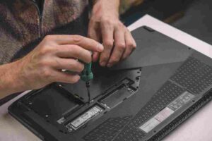 Windows 10 laptop battery